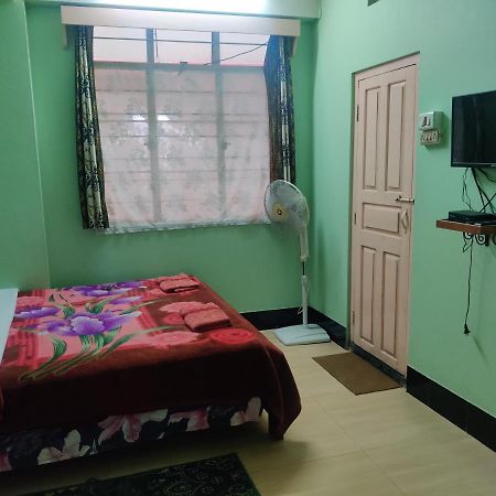 Travellers Bed And Breakfast Shillong Exterior foto