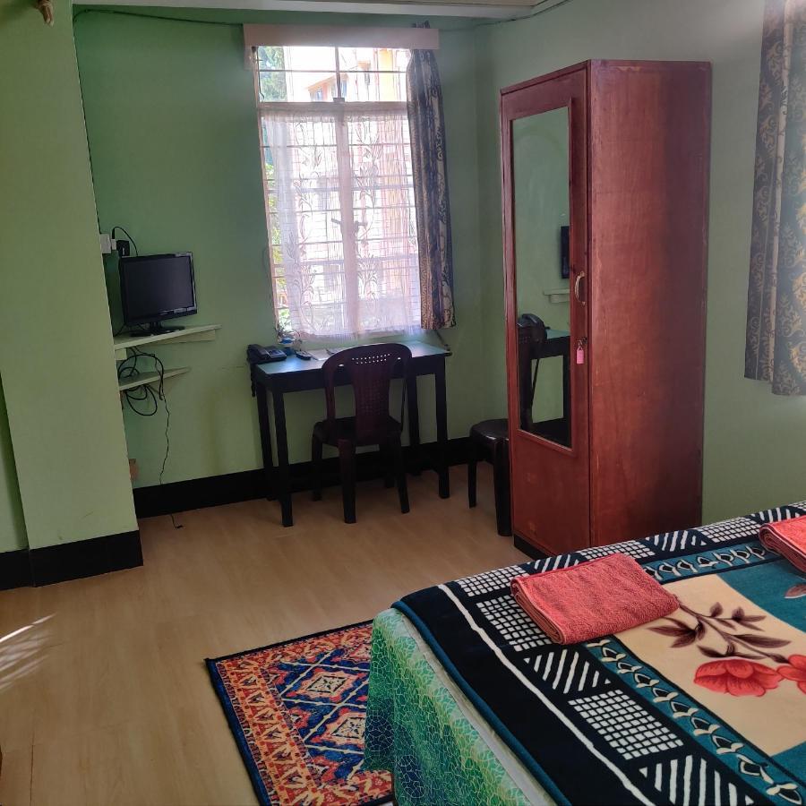 Travellers Bed And Breakfast Shillong Exterior foto